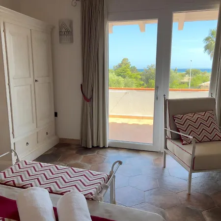 Altura Hotel